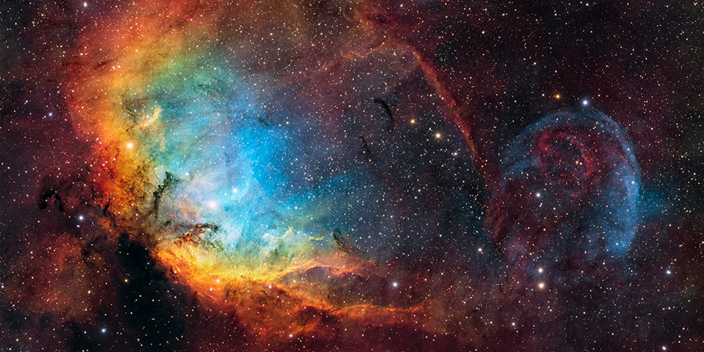 空と光の写真「Birth」 The Tulip Nebula & Cygnus X-1 - Astrophotography by Nicolas ROLLAND